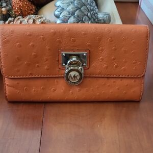 Michael Kors Hamilton Ostrich Orange Wallet - EUC